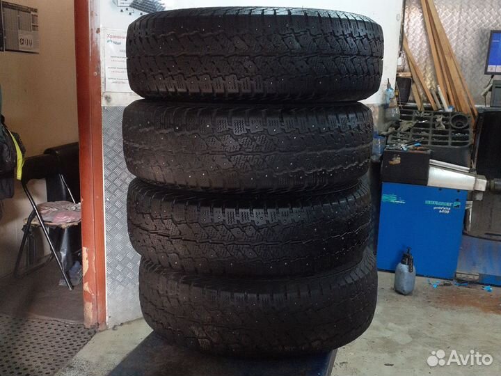 Gislaved Nord Frost Van 195/70 R15