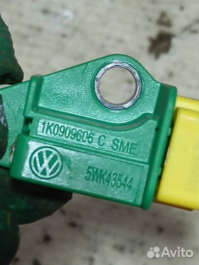 Датчик удара задний Audi A5 8T 2.0 CDN 2012