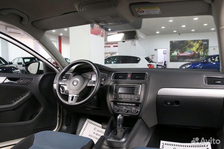 Volkswagen Jetta 1.6 AT, 2013, 169 000 км
