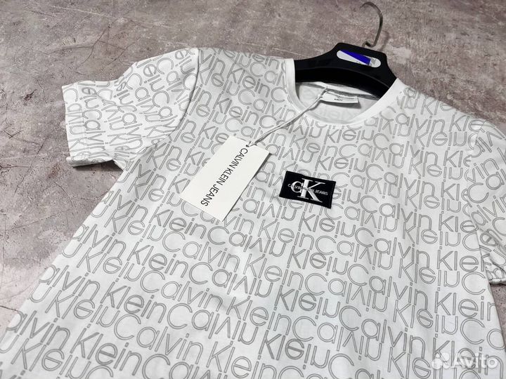 Футболки Calvin Klein