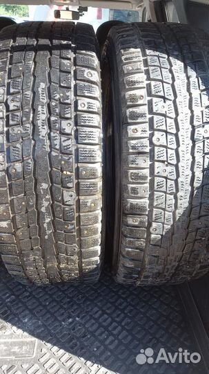 Dunlop SP Winter Maxx WM01 215/65 R16