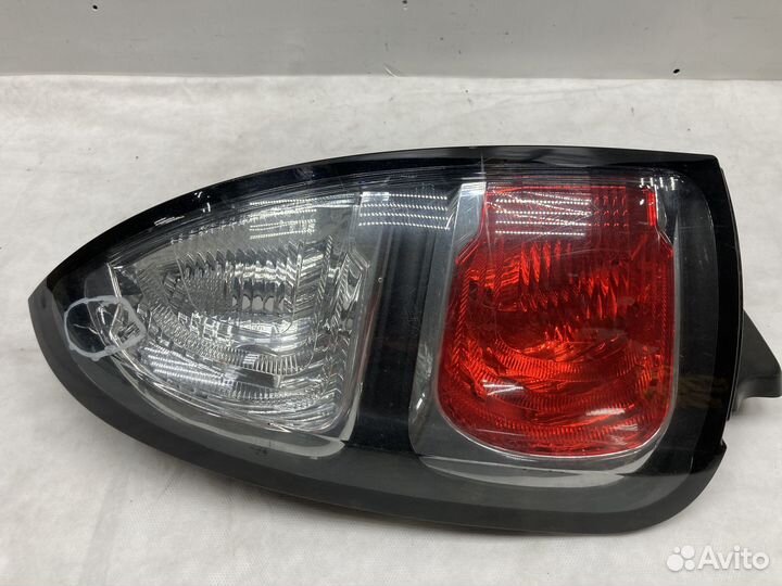 Фонарь задний левый Citroen C3 Picasso (дефект)