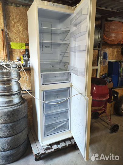 Холодильник