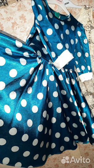 Нарядные платья в горошек