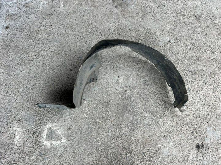 Подкрылок передний левый Chevrolet Aveo седан 1
