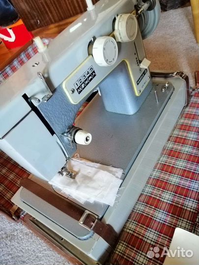 Швейная машина Чайка 3 (кл. 116-2)