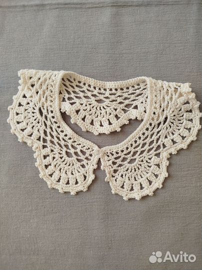 Воротник съемный белый