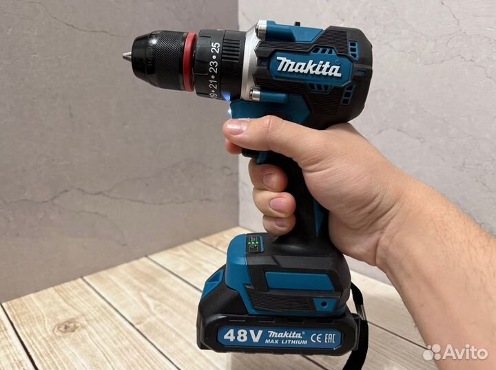 Бесщеточный ударный шуруповерт Makita