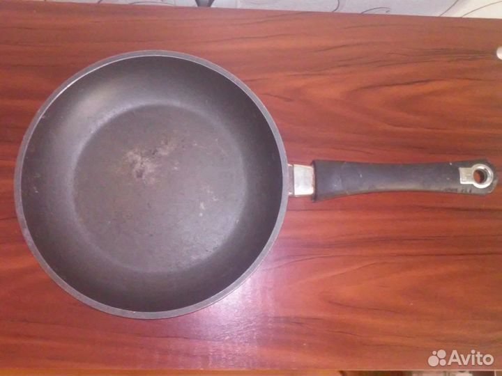 Сковородка и другая посуда