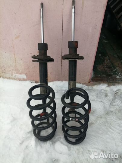 Стойки передние