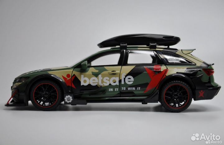 Металлическая машинка Audi RS6 DTM