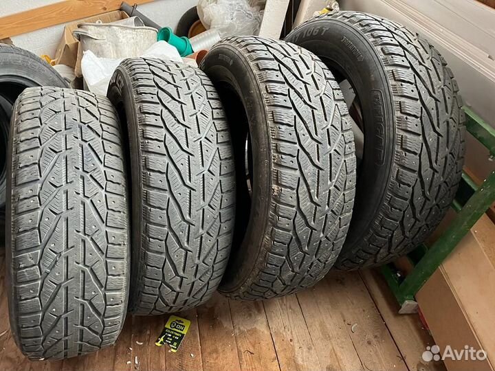 Tigar SUV Ice 225/65 R17