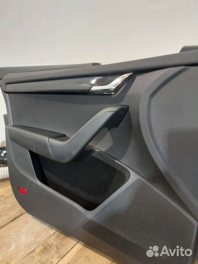 Дверные карты Skoda octavia а7 RS Combi