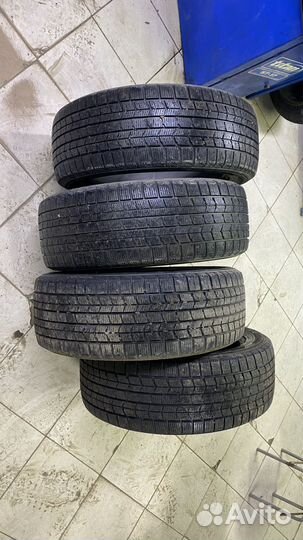 Dunlop Dignos D-01 225/55 R18 98Q