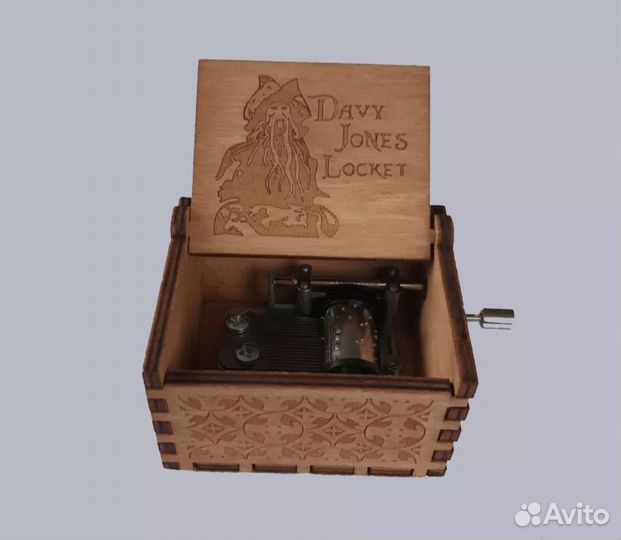 Музыкальная шкатулка ручной работы