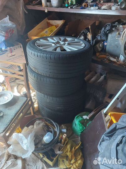 Maxxis Premitra HP5 215/50 R17