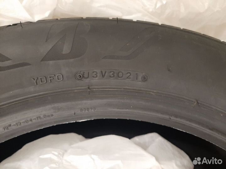 Bridgestone Alenza 001 235/55 R19 101V
