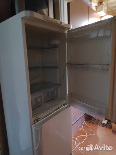 Холодильник бу