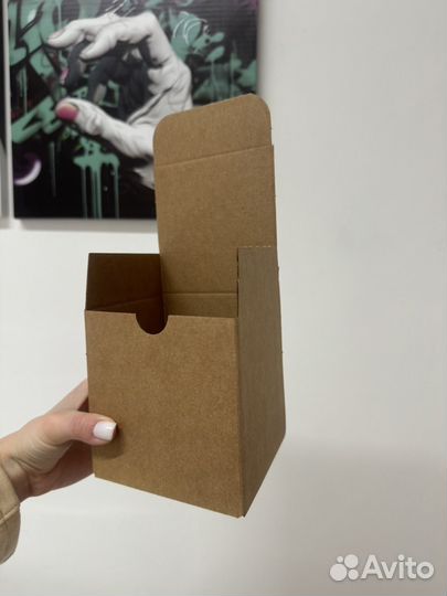 Коробка картонная самосборная