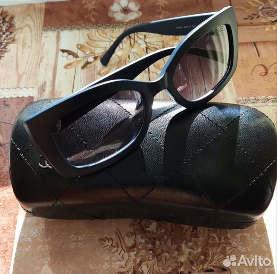 Солнцезащитные очки женские