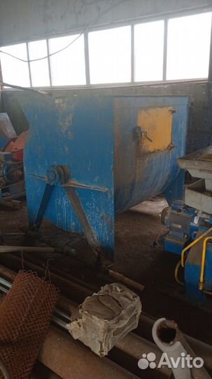 Вибропресс для производства тротуарной плитки