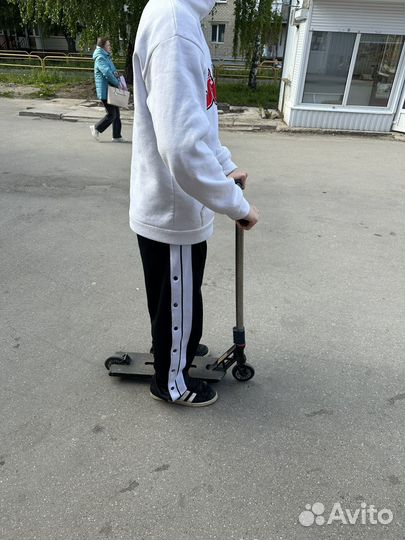 Трюковой самокат