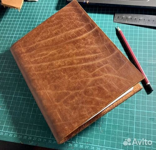 Кожаная тетрадь