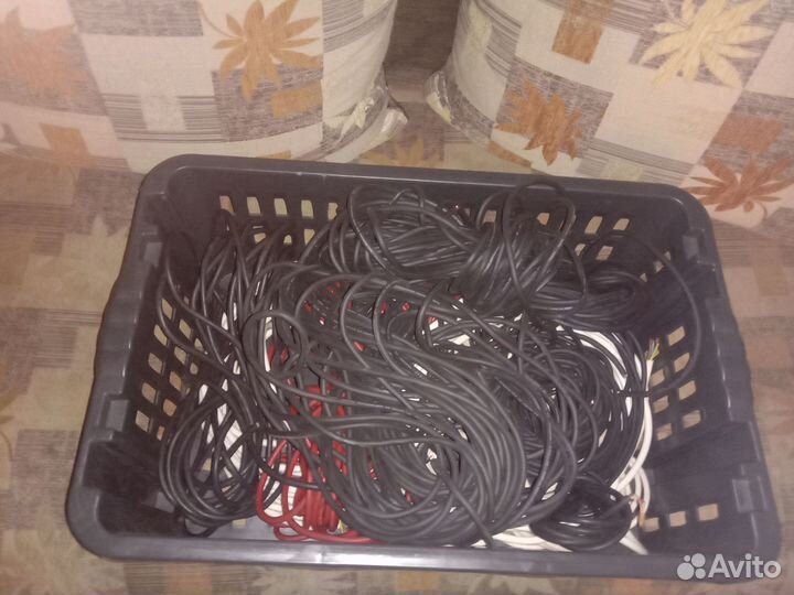 Акустические кабеля,и провода для электричества