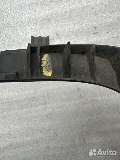 Заглушка Toyota RAV4