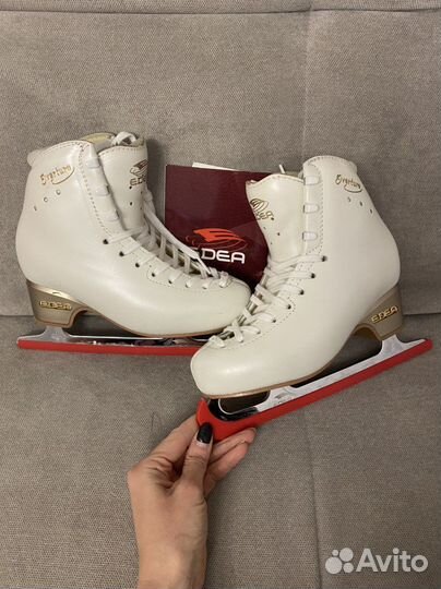 Коньки эдея Overture