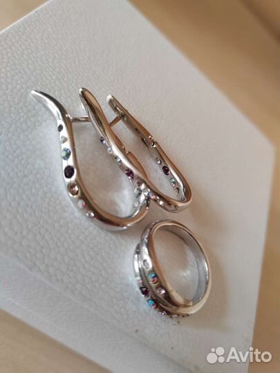 Комплект бижутерии