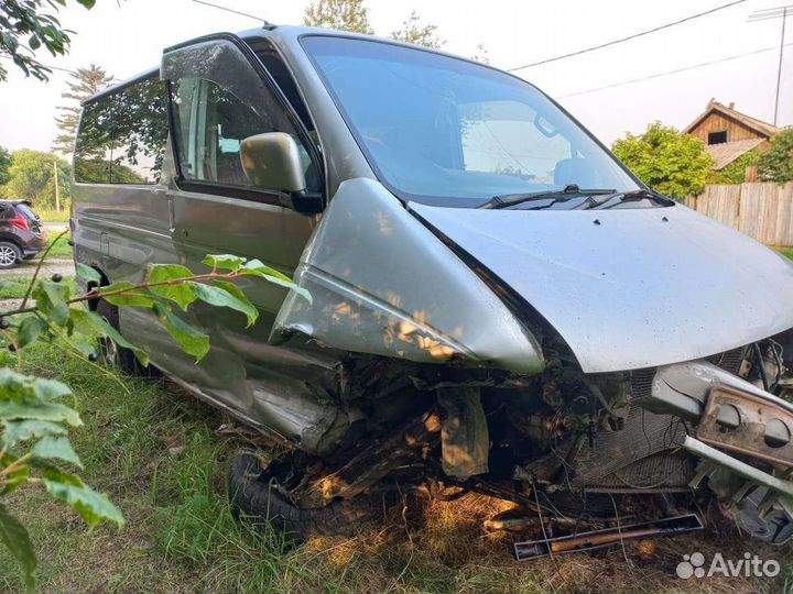Mazda Bongo Friendee 2.5 AT, 1999, битый, 489 000 км