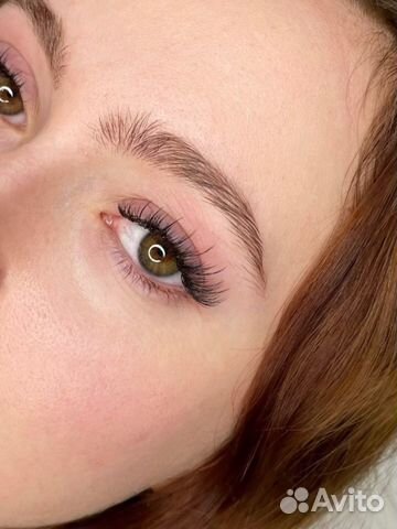 Наращивание и ламинирование ресниц в салоне