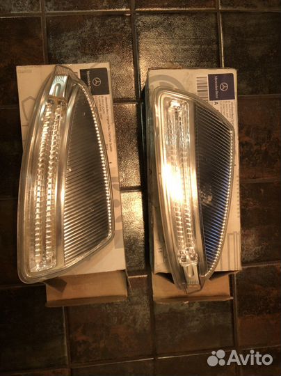 Повторитель поворота Мерседес