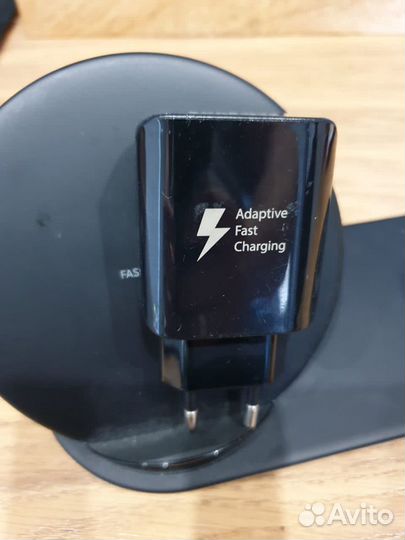 Беспроводное зарядное устройство Samsung EP-N6100