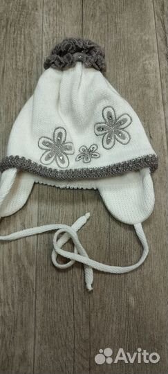 Новые зимнии польские шапки для девочек