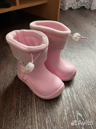 Сапоги для девочки 23 р