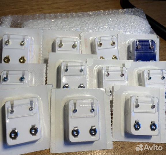 Прокалываю уши