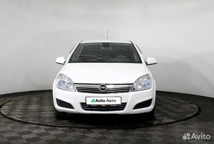 Opel Astra 1.8 МТ, 2011, 145 001 км
