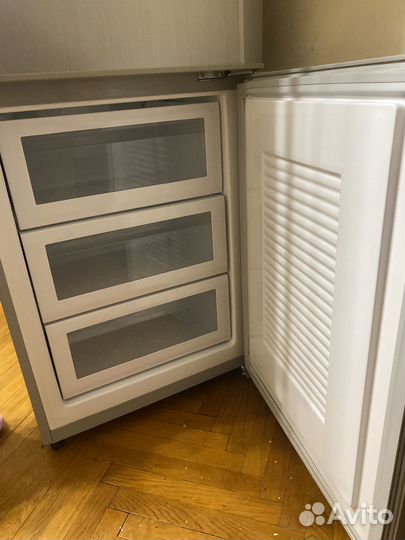 Холодильник