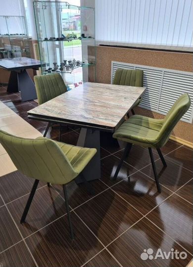 Стол повашимразмерам SVR-37767