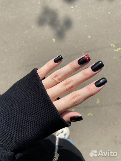 Мастер маникюра