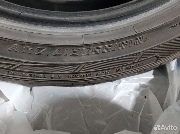 Dunlop SP Sport Maxx 050+ 215/55 R17