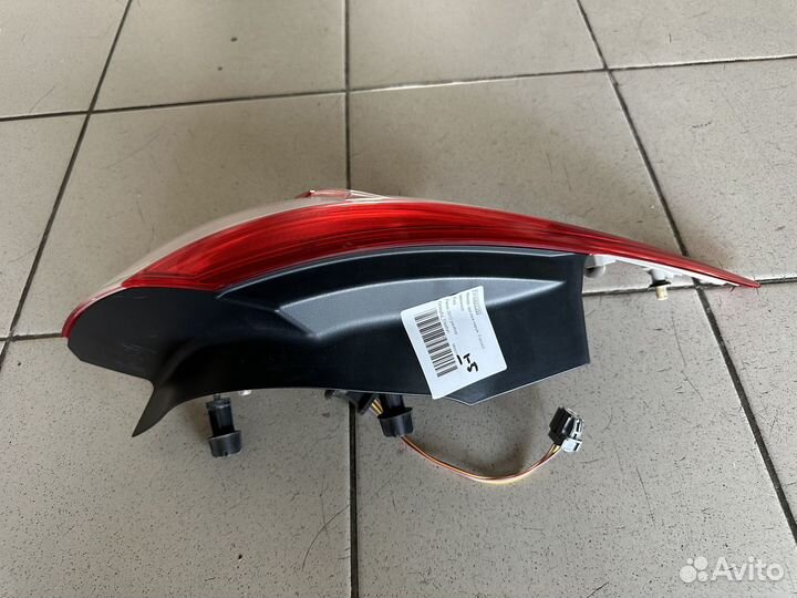 Фонарь задний левый наружный Форд Фокус 3