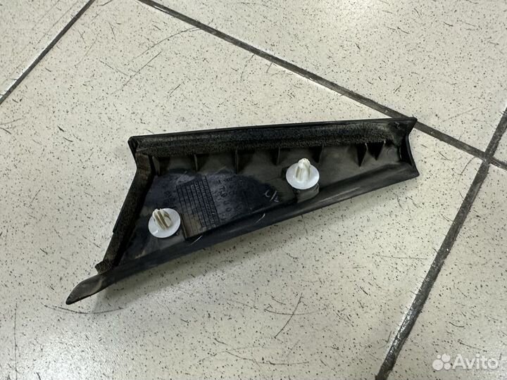 Накладка зеркала уголок передняя правая Suzuki SX4