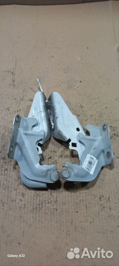 Петля капота Mitsubishi Galant fortis CX6A