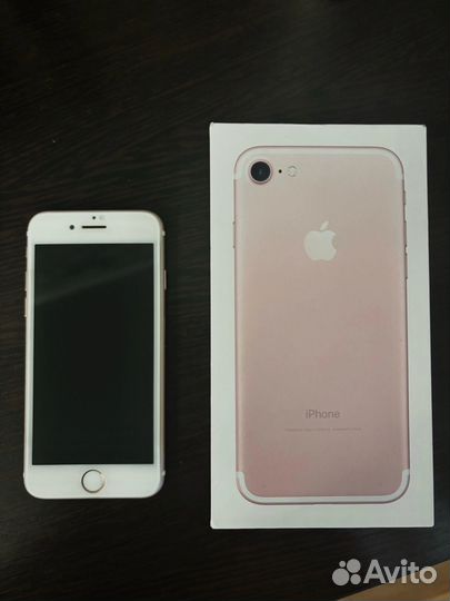iPhone 7, 32 ГБ