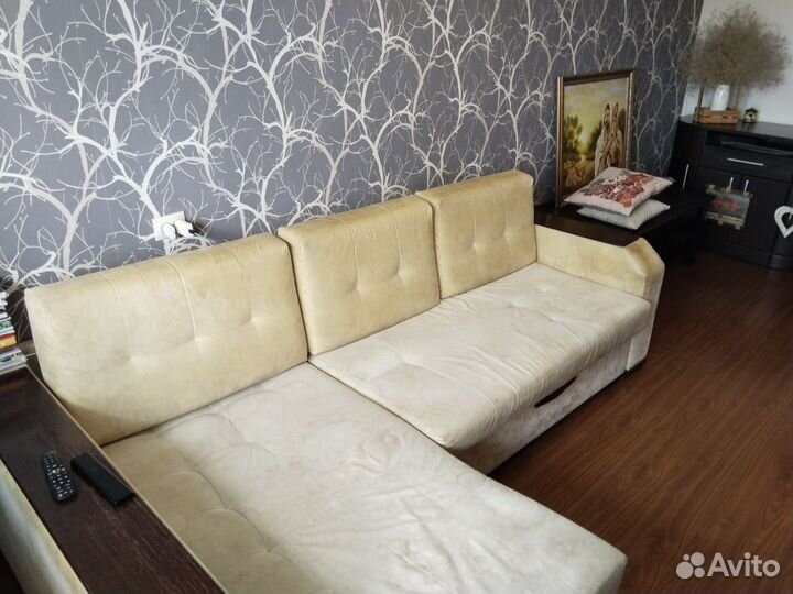 Угловой диван