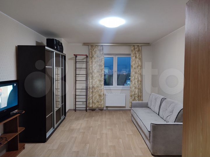 1-к. квартира, 46 м², 10/16 эт.