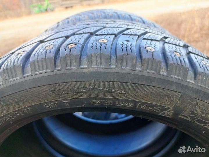 Michelin X-Ice North 235/45 R17 97T